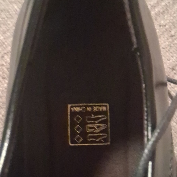 NWT Tanner Classic Black Men\'s Derby Dress Shoes Size 12 EU 46 and original bag main image 16